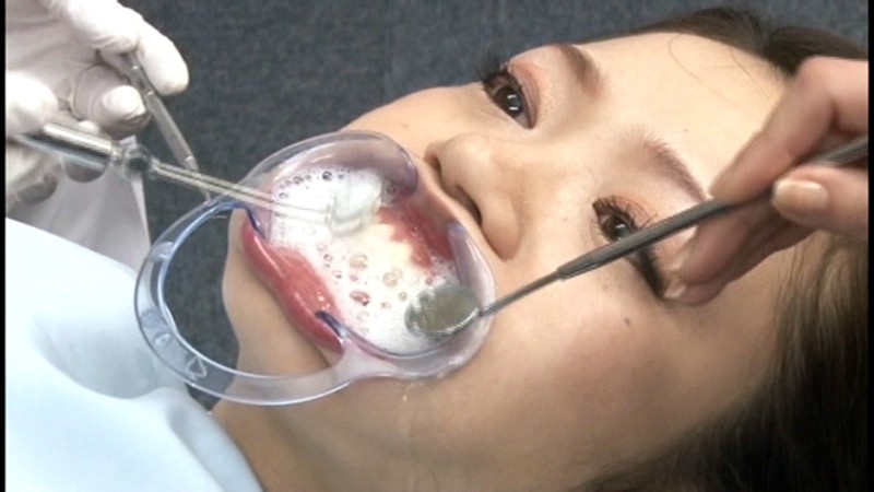 【おすすめフェチ動画】歯医者でお口マンコ開いてごっくん治療！口内を陵辱しながら犯していくフェチなAV